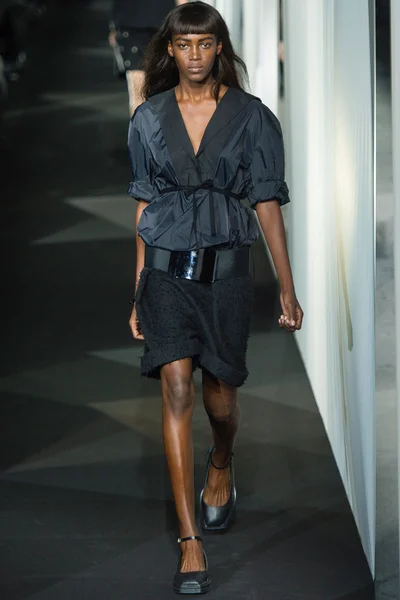 Look 33